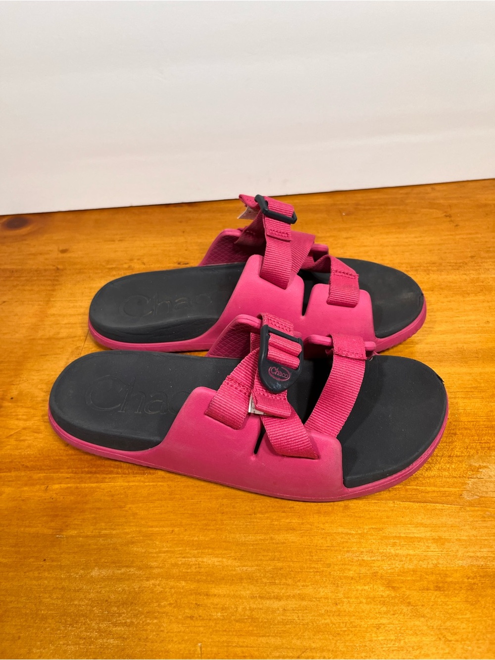 Chaco’s Kids Pink Slide Sandals with Adjustable Straps
